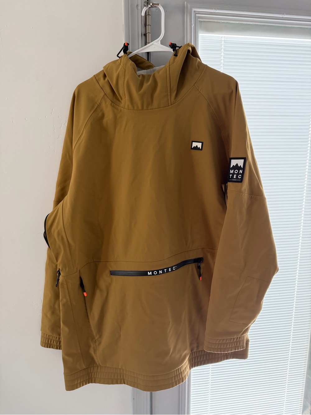Montec Men's Ski Anorak Jacket in Caramel Brown